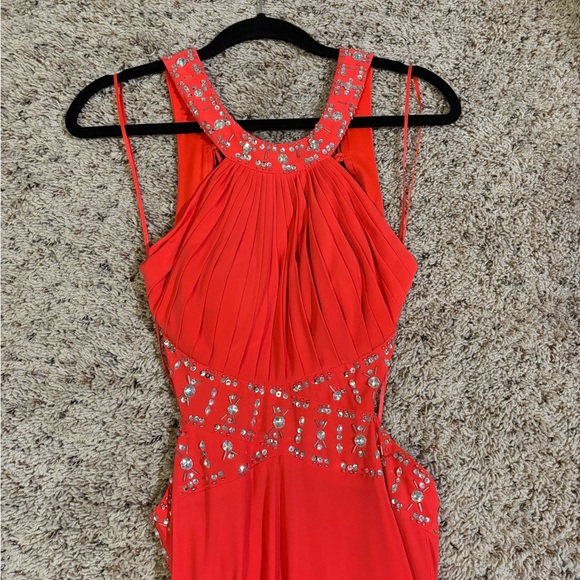 Morgan & Co. Floor Length Coral Dress. Size 6. - Picture 7 of 7